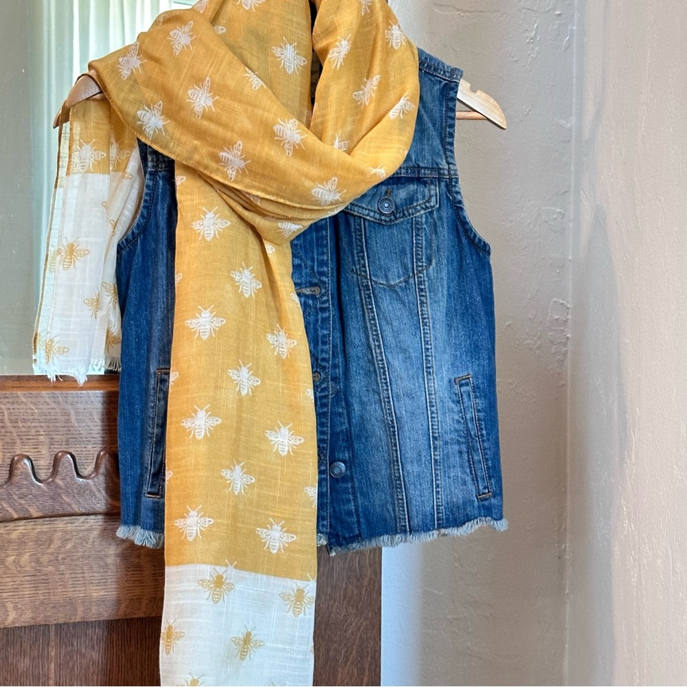 Yellow Bee Print Scarf